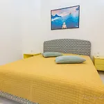 Richmood Apartments - Beach Apartment
